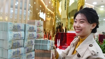 Lãi suất ngân hàng hôm nay 18/2/2025: Ngân hàng huy động cao nhất giảm lãi suất