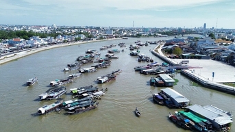 Kiểm tra điểm dừng chân, tàu du lịch chợ nổi Cái Răng sau vụ nhiều du khách rơi sông