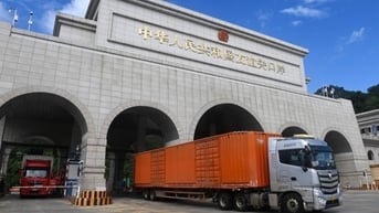 Dòng chảy mạnh mẽ hợp tác thương mại, du lịch Việt