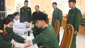 Bộ CHQS tỉnh Quảng Ninh khám phúc tra sức khỏe cho chiến sĩ mới nhập ngũ năm 2025
