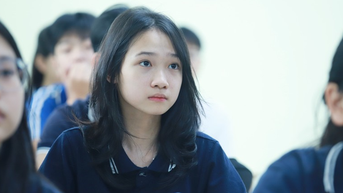 Phụ huynh, học sinh đếm lùi đến ngày công bố môn thi thứ 3