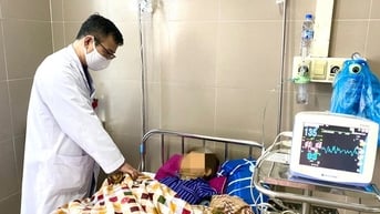 Người đàn ông nhập viện gấp do sai lầm khi chữa táo bón