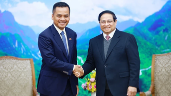 នាយករដ្ឋមន្ត្រី Pham Minh Chinh បានទទួលជួបឧបនាយករដ្ឋមន្ត្រី និងជារដ្ឋមន្ត្រីក្រសួងមហាផ្ទៃកម្ពុជា។