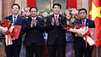 Chủ tịch nước trao quyết định bổ nhiệm các Phó Thủ tướng và Bộ trưởng