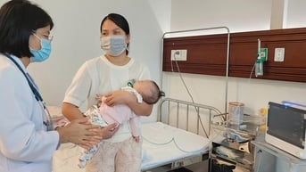 Cúm chưa giảm nhiệt, lại lo bùng phát dịch sởi