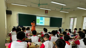Giao thẩm quyền tuyển dụng cho ngành giáo dục