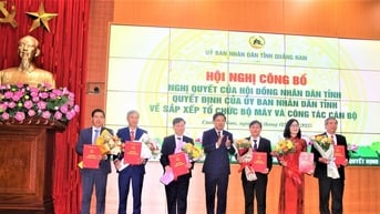 Công bố hàng loạt lãnh đạo chủ chốt các sở mới