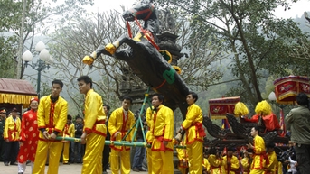 Đầu Xuân đi trẩy hội Gióng- di sản văn hoá phi vật thể của nhân loại