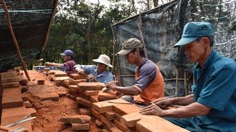 Nguy cơ thiếu thợ trùng tu di tích