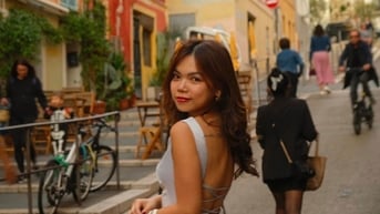 Cô gái Việt đi 56 quốc gia mách kinh nghiệm du lịch miền Nam nước Pháp