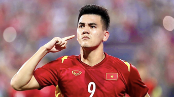 Quả bóng vàng Việt Nam 2024: Tiến Linh áp đảo Hoàng Đức, Tuấn Hải