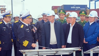 Bộ trưởng Giao thông bàn việc gỡ điểm nghẽn cho Hải Phòng