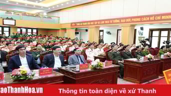 Công bố quyết định giải thể công an cấp huyện, thị xã, thành phố