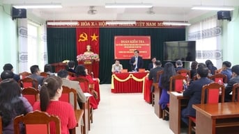 추가 교육 및 학습 관리가 엄격해졌으며 앞으로도 더욱 엄격해질 필요가 있습니다.