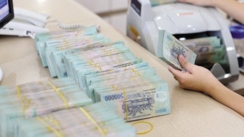 Ngân hàng đồng loạt hạ lãi suất huy động từ hôm nay