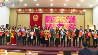 Tiên Yên công bố quyết định về công tác cán bộ và triển khai Nghị quyết HĐND huyện