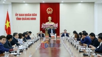 Phó Chủ tịch Quốc hội Vũ Hồng Thanh khảo sát, làm việc tại Quảng Ninh