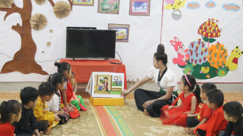 Cần chính sách đặc thù cho giáo viên mầm non