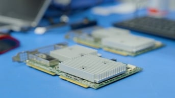 Amazon công bố chip máy tính lượng tử thế hệ mới Ocelot