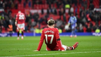 HLV Amorim thừa nhận Man Utd chơi quá tệ, lo ngại chấn thương của Martinez
