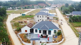 Người dân Quảng Bình vui Tết đón xuân trong các căn nhà tái định cư bạc tỷ