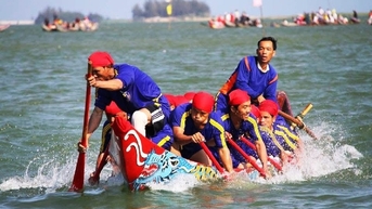 Đua thuyền trên sông Trà Khúc thành di sản