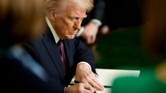 Cuộc chiến thuế quan ngay từ những ngày đầu của 'kỷ nguyên Trump 2.0'