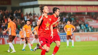 Tiền vệ Việt kiều Nga phản ứng bất ngờ trước thông tin được đá SEA Games