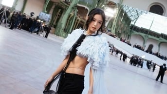 Học cách Jennie lên đồ tôn dáng với phụ kiện cực kỳ đơn giản