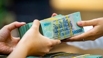 Lãi suất ngân hàng hôm nay 5/2/2025: Loạt nhà băng niêm yết trên 6%/năm