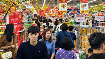 Tháng Tết: CPI tăng gần 1% do nhu cầu mua sắm cao
