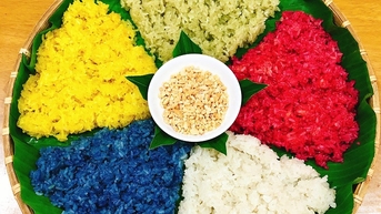 Dẻo thơm xôi ngũ sắc vùng Tây Bắc