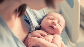Bố mẹ tuổi gì thì sẽ hợp sinh con vào năm Ất Tỵ 2025