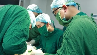 Người phụ nữ ở Hà Nội mắc ung thư vú cả 2 bên cùng lúc