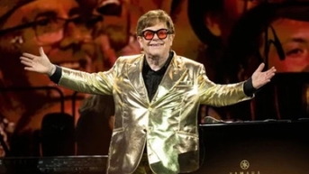 Elton John: Như đang bước vào một kỷ nguyên mới với album phòng thu mới