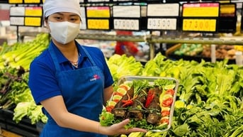 Cá lóc nướng lên kệ siêu thị ngày vía Thần Tài