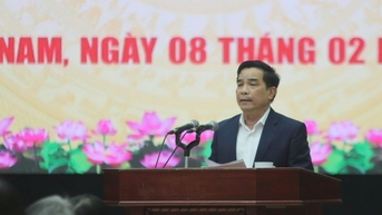 443 người làm đơn xin nghỉ hưu trước tuổi và nghỉ thôi việc