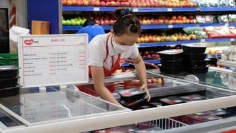 Khối ngoại bán ròng đột biến cổ phiếu của tỉ phú Nguyễn Đăng Quang