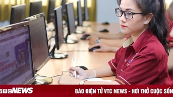 Nhiều trường cho sinh viên học trực tuyến, nghỉ Tết thêm 3 tuần