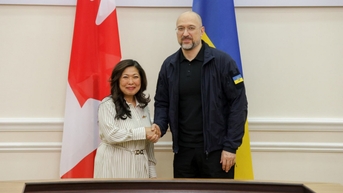 캐나다와 EU, 미국 관세 압박에 맞서 무역 관계 강화