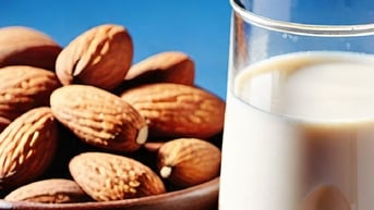 Ngoài vitamin C, hệ miễn dịch còn cần những chất nào để khỏe mạnh?