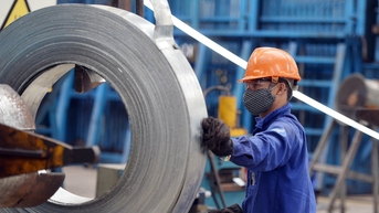 Xuất khẩu gạo có quy định mới; áp thuế chống bán phá giá với thép Trung Quốc