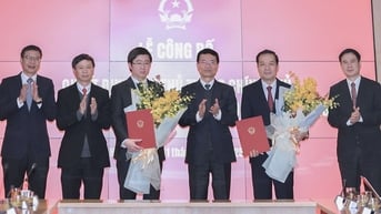 Trao quyết định bổ nhiệm 2 Thứ trưởng Bộ KH&CN Phạm Đức Long, Bùi Hoàng Phương
