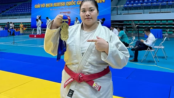 Nguyễn Thị Thanh Trúc: Đô vật 100kg sáng lấp lánh