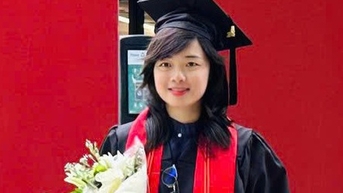 Cú 'bứt phá' ngoạn mục của nữ sinh từng trượt đại học