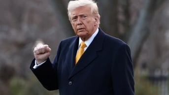 Ông Trump ‘ghét dự đoán’ về khả năng Mỹ suy thoái