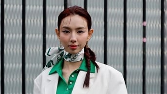 Hoa hậu Thùy Tiên lộ rõ mệt mỏi khi dự sự kiện giữa lùm xùm kẹo rau củ
