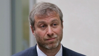 Anh hứa chuyển tiền bán Chelsea của tỷ phú Nga Abramovich cho Ukraine