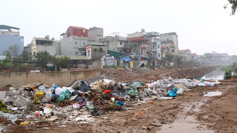 Kiểm tra, xử lý tình trạng ngập rác thải dự án cứng hóa kênh La Khê