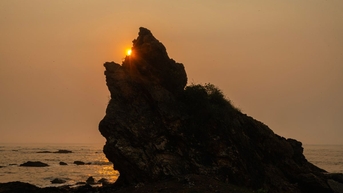Chiêm ngưỡng vẻ đẹp hoang sơ của biển Quỳnh